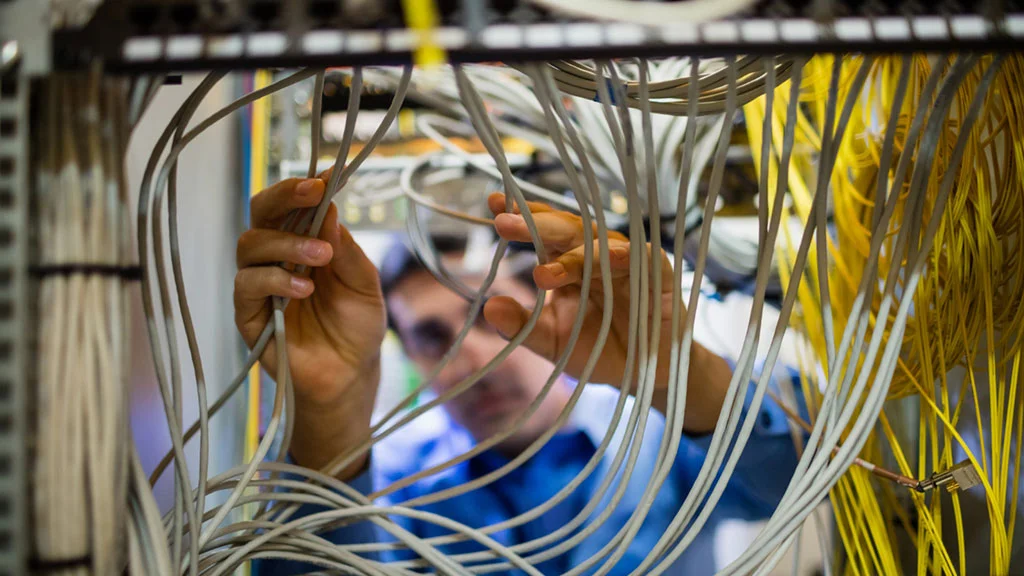 İnternet Kablo Çekimi ve Arıza Onarımı Hizmeti